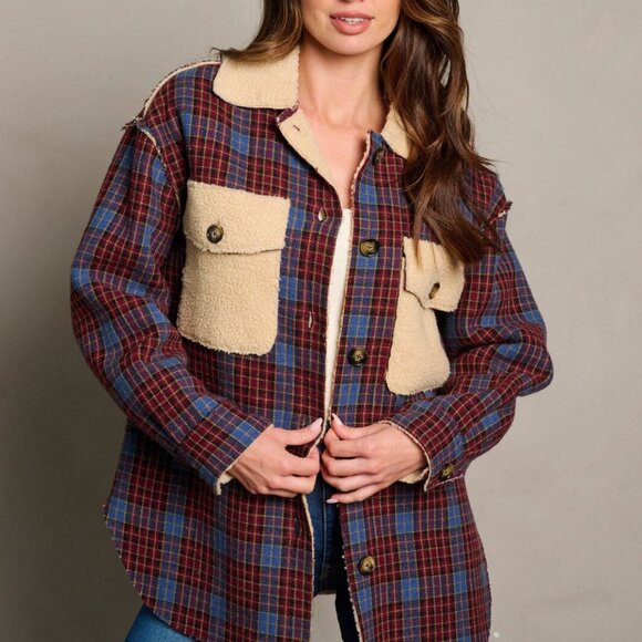 PLAID & SHERPA LINED SHACKET NEW IN PACKAGE - Picture 3 of 9